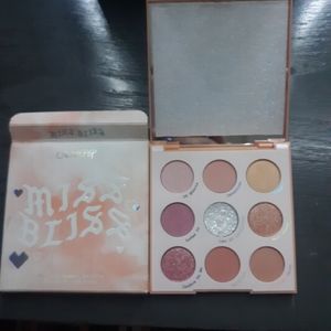 Colourpop miss bliss pallet